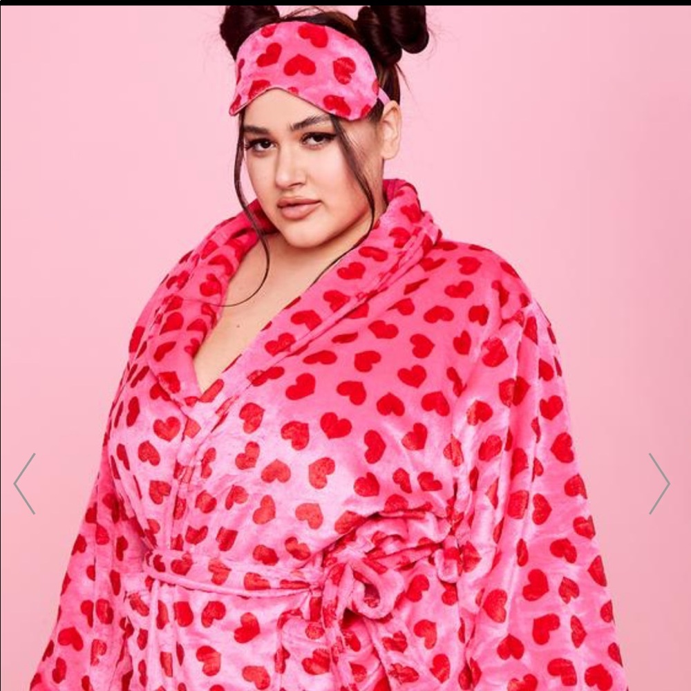 Beautiful Robe Set❤️